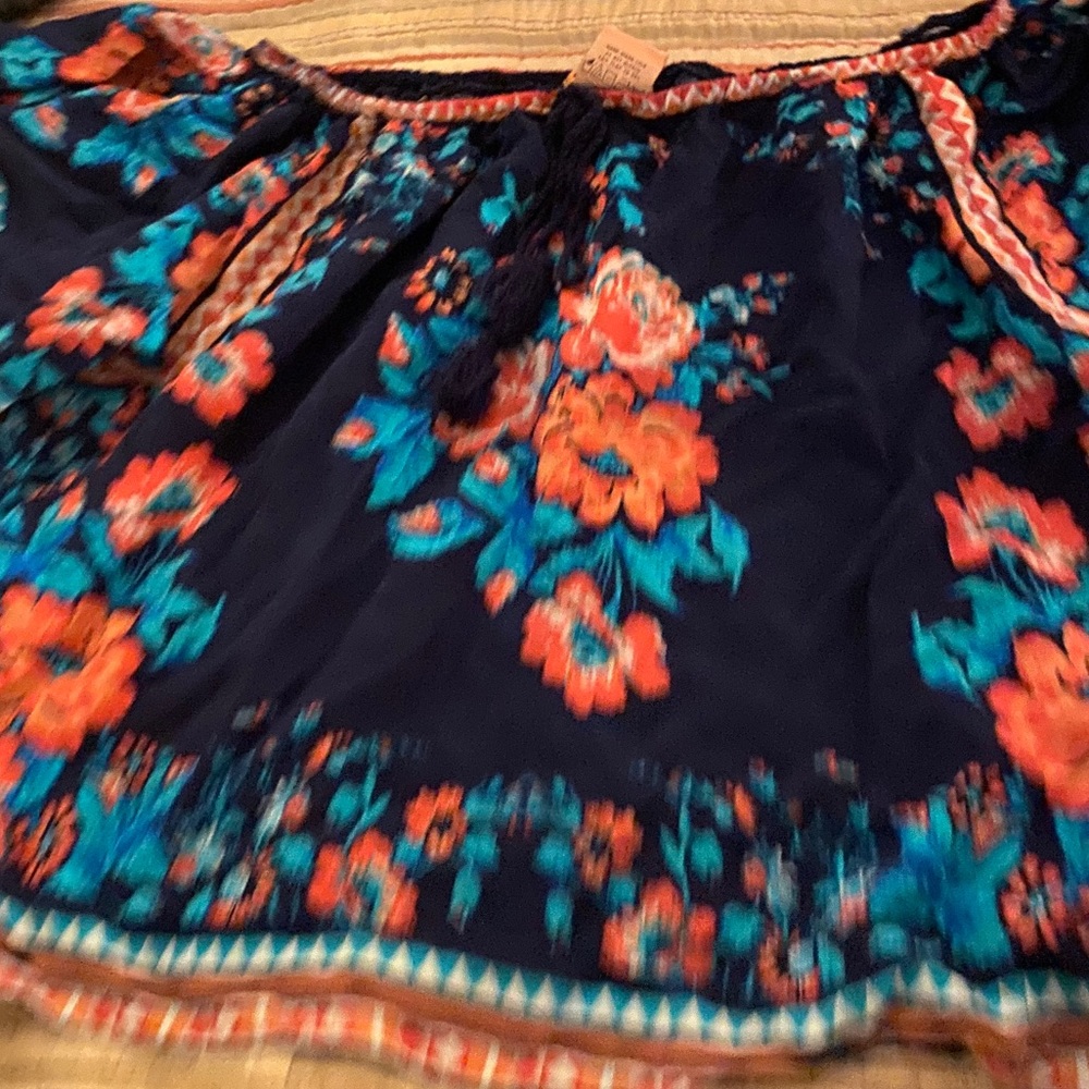 Flying Tomato Size: XS top